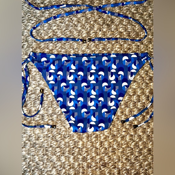 Blue geometric print bikini set with two bottoms, S AND XS, Thorsun - Picture 11 of 15